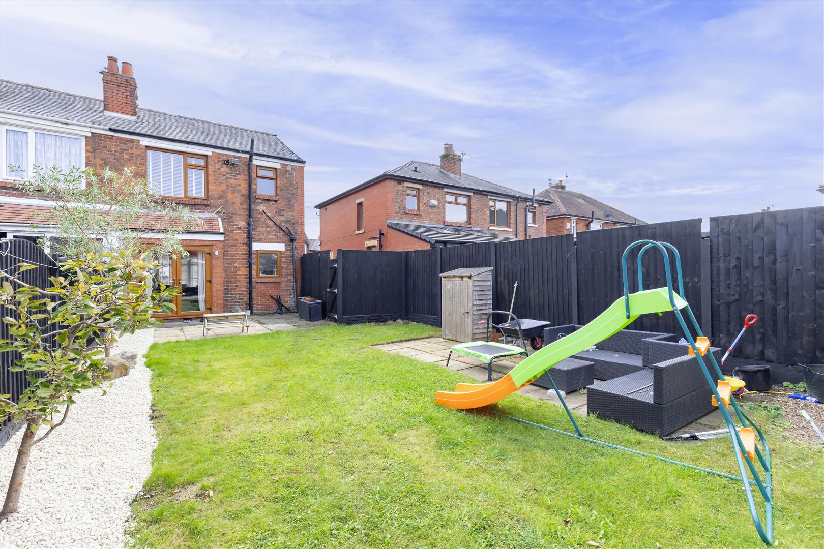 3 bed property in Cairnsmore Avenue, Preston